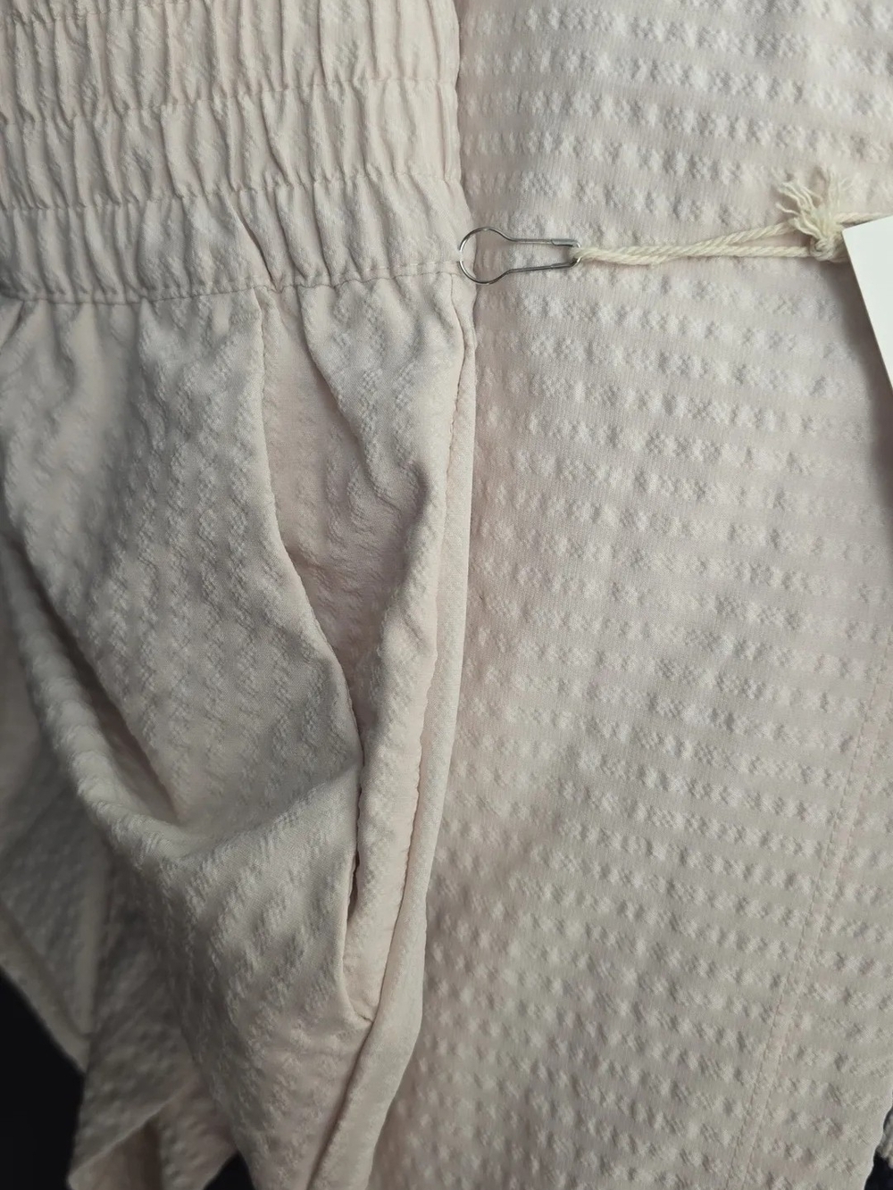 NWT Vuori Villa Textured Shorts Milkweed Size XL - Picture 2 of 3